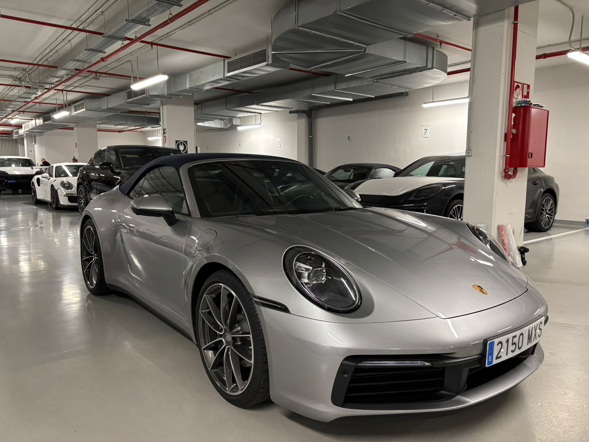 Porsche 992 Cabrio 4